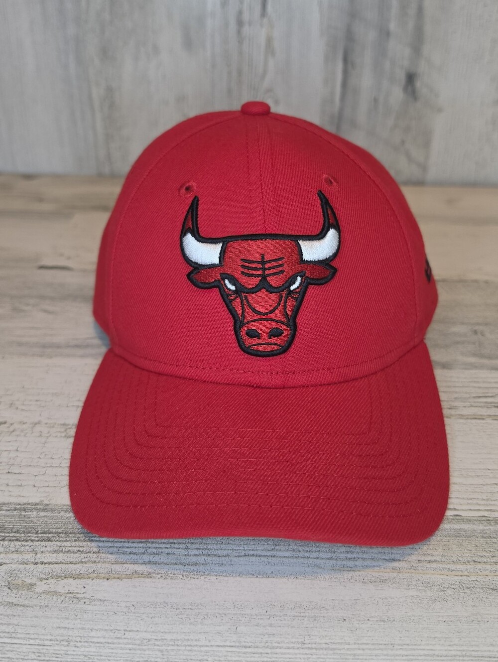 Chicago Bulls New Era 9FORTY Red Adjustable Hat NBA Embroidered Logo Cap